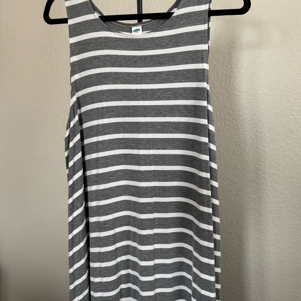 BUNDLE OF 3 Women’s Old Navy Sleeveless Dresses - Picture 3 of 13